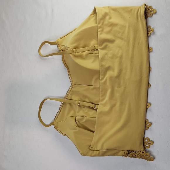 Mudd Lacy Crop Top. Golden Color.Size XL - Picture 5 of 8